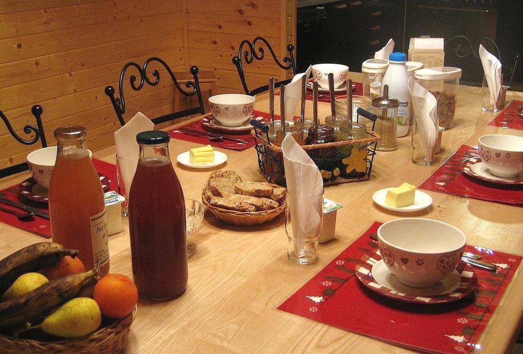 Chambres D'Hotes La Pierre D'Oran LʼArgentière-la-Bessée Kültér fotó