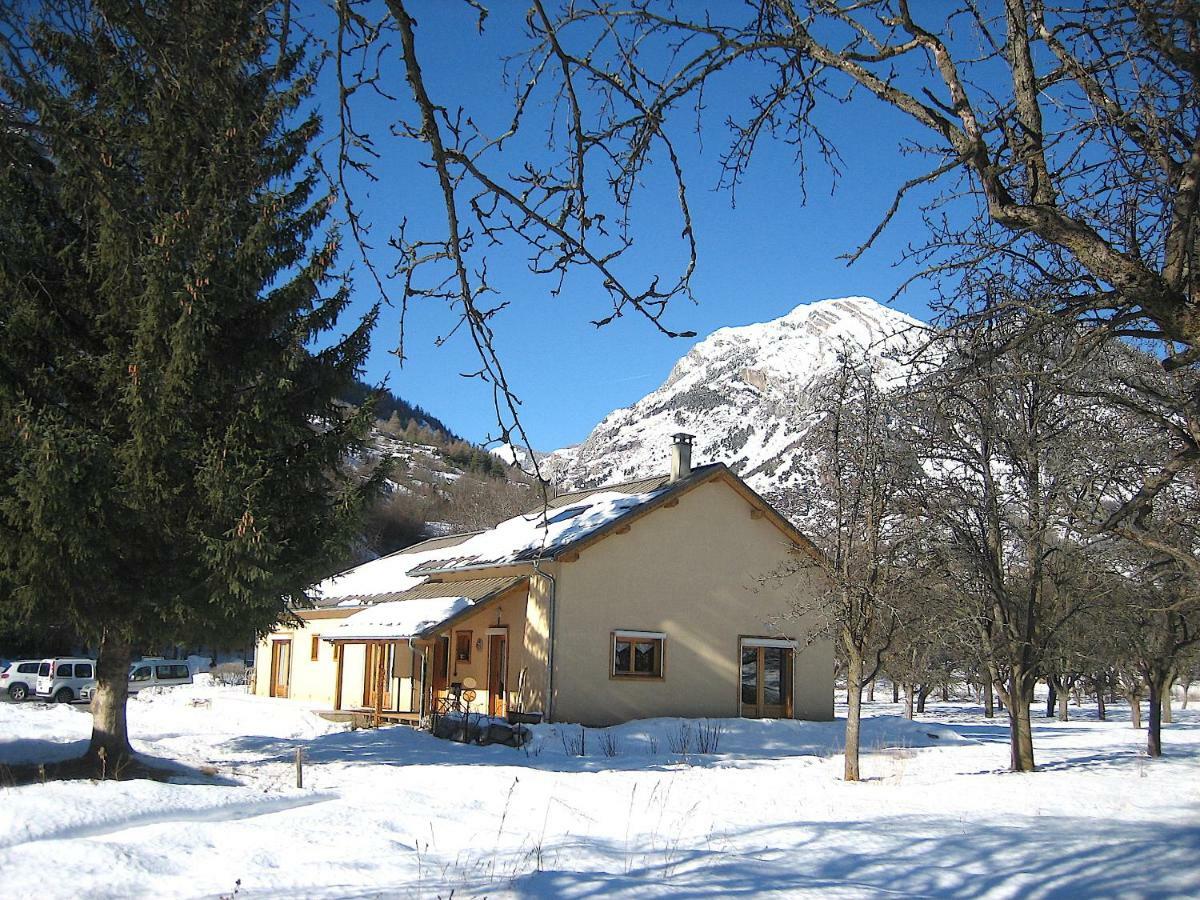 Chambres D'Hotes La Pierre D'Oran LʼArgentière-la-Bessée Kültér fotó